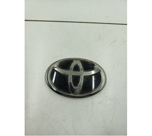 Эмблема задняя