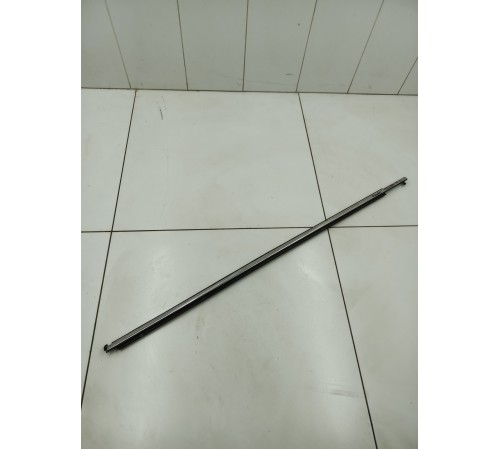 Молдинг двери передний левый