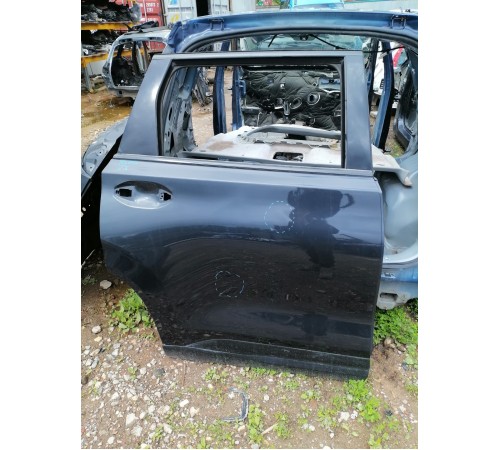 Дверь задняя правая