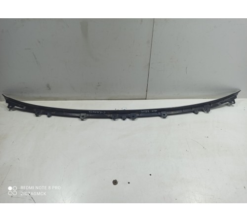 Накладка капота