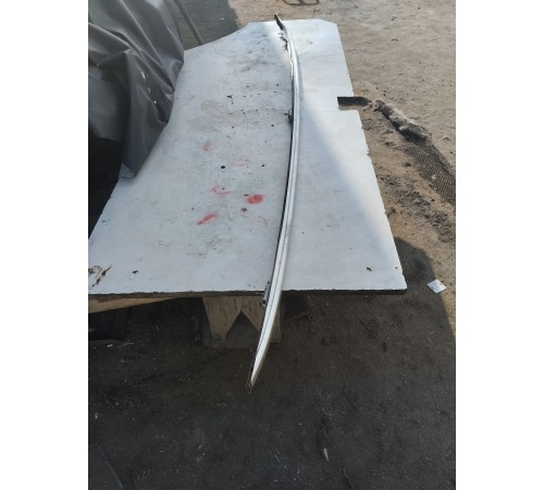 Рейлинг крыши левый