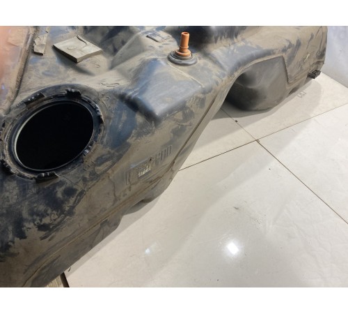 Бак топливный