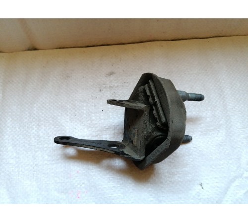 Опора пружины подвески правая