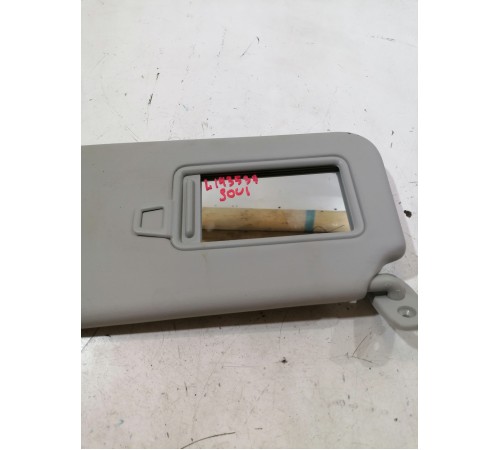 Козырек солнцезащитный левый