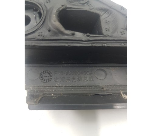 Угол двери передний правый