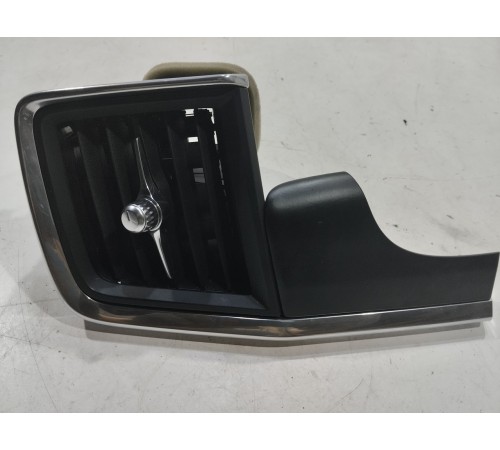 Воздушный дефлектор (левый)