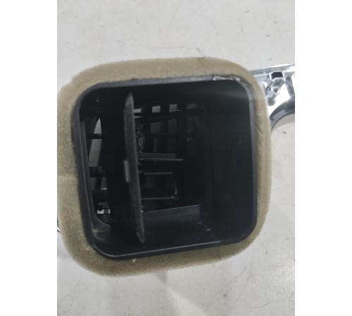 Воздушный дефлектор (левый)