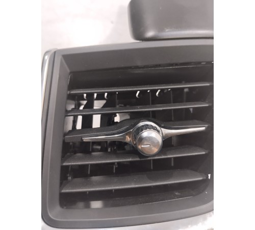 Воздушный дефлектор (левый)