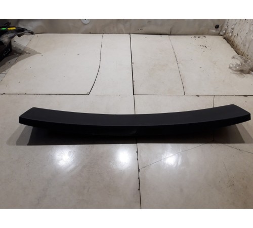 Накладка крышки багажника