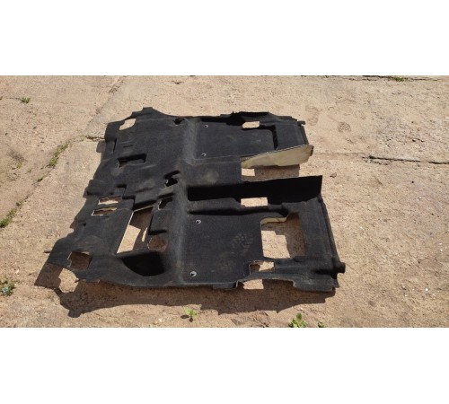 Обшивка пола (задняя)