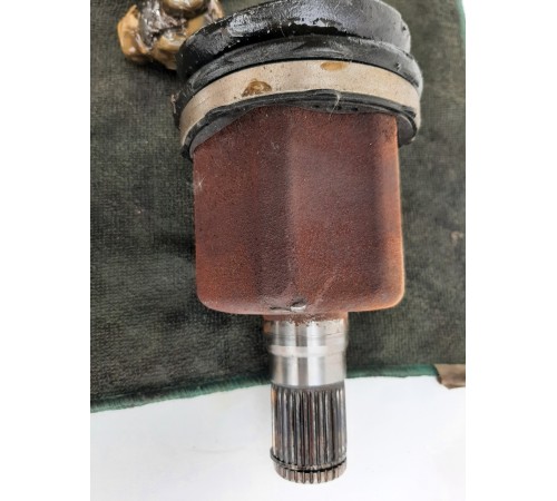 Привод(полуось) передний левый