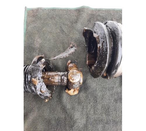 Привод(полуось) передний левый