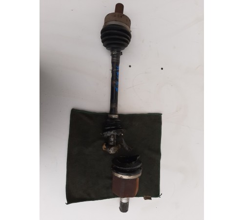 Привод(полуось) передний левый