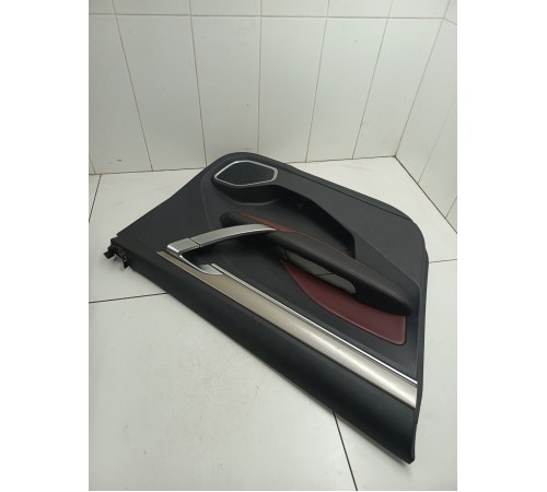 Обшивка двери передняя левая