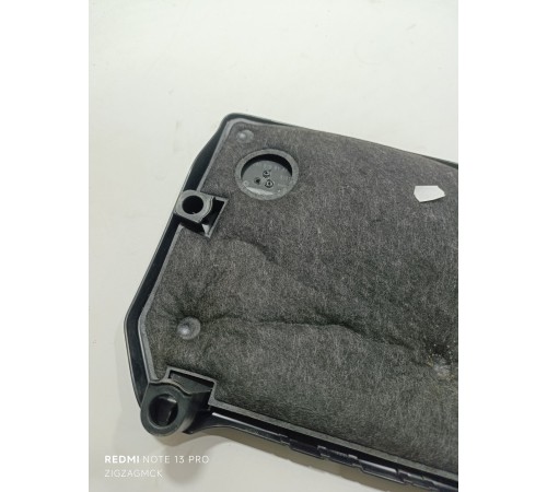 Декоративная крышка двигателя