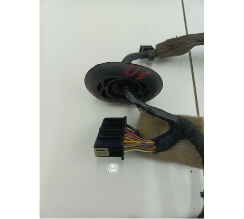 Электропроводка двери задняя правая