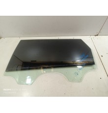 Стекло двери заднее левое