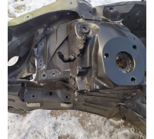 Лонжерон (передний, правый)