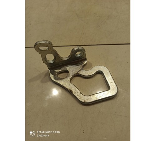 Крепеж(крепление) спинки сиденья левый