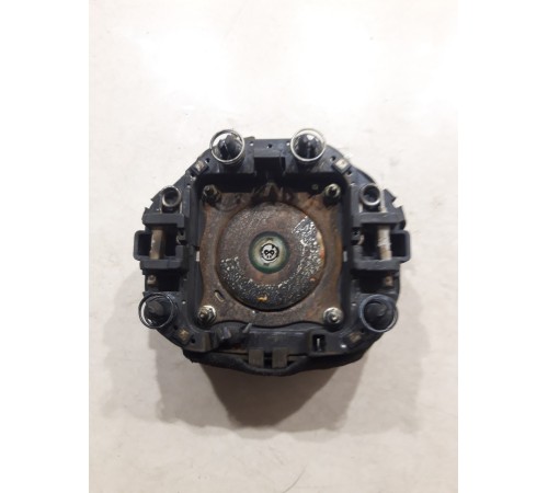 Подушка безопасности водителя