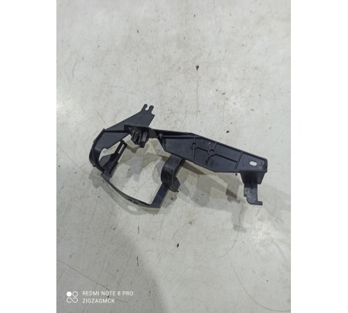 Кронштейн ручки двери задний левый