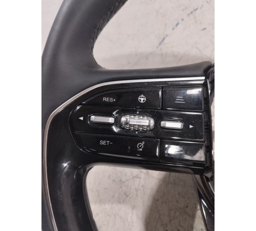 Рулевое колесо в сборе с многофункциональными кнопками