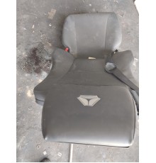 Сиденье правое (пассажирское)