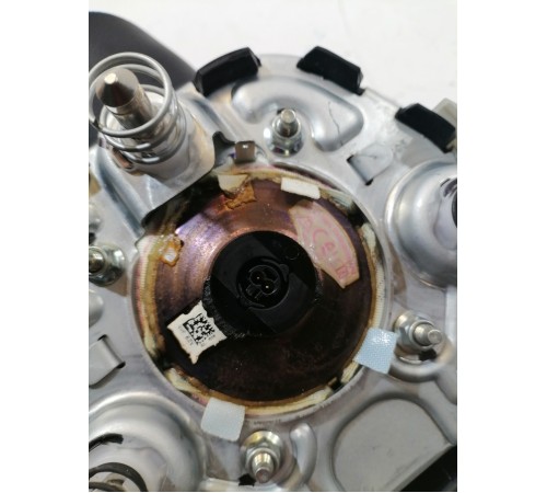 Подушка безопасности в руль