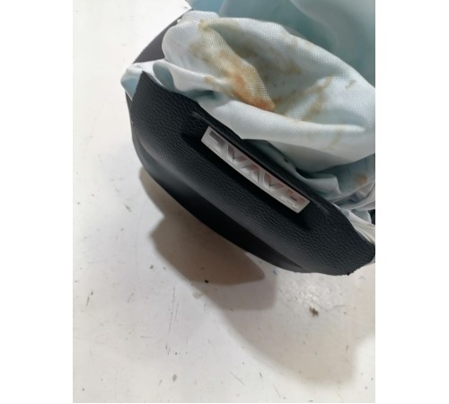 Подушка безопасности в руль