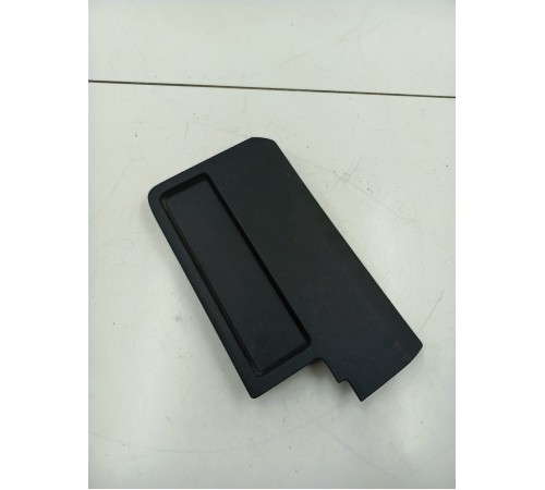 Обшивка багажника задняя правая