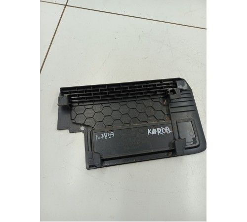 Обшивка багажника задняя правая