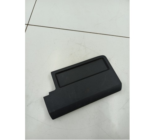 Обшивка багажника задняя правая