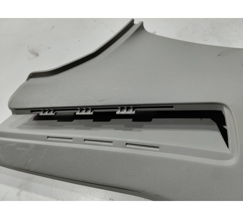 Обшивка стойки(задняя правая)