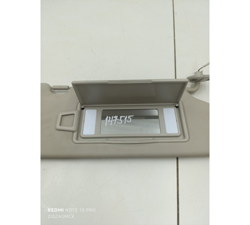 Козырек солнцезащитный правый