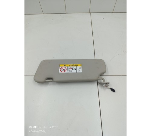 Козырек солнцезащитный правый