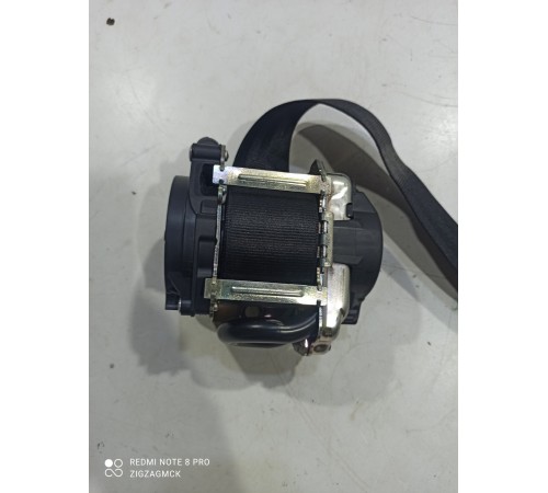 Ремень безопасности (передний правый)