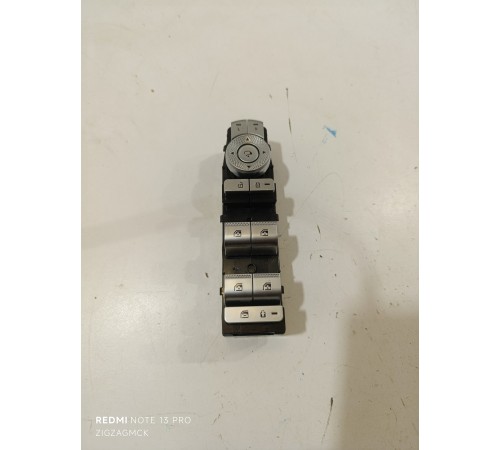 Блок управления стеклоподъемниками