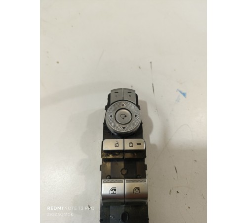 Блок управления стеклоподъемниками