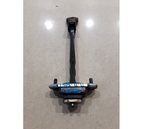 Ограничитель двери(передний правый)