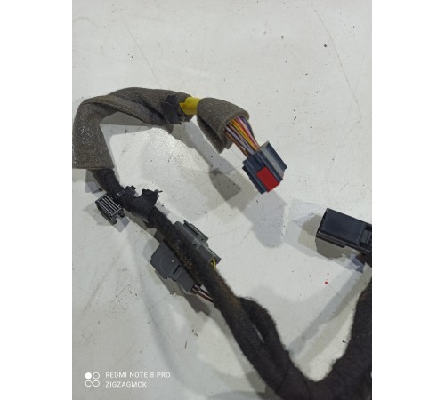 Электропроводка двери (передняя правая)