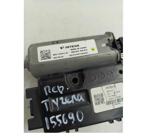 Моторчик люка крыши передний