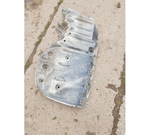 Защита антигравийная задняя