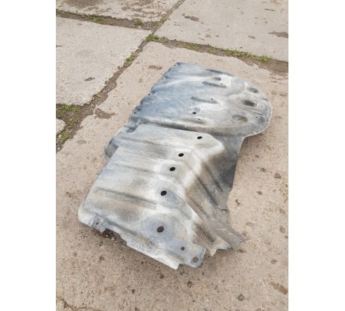 Защита антигравийная задняя