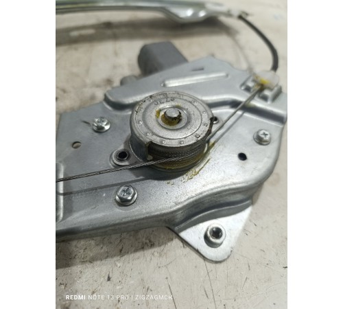 Стеклоподьемник задний правый