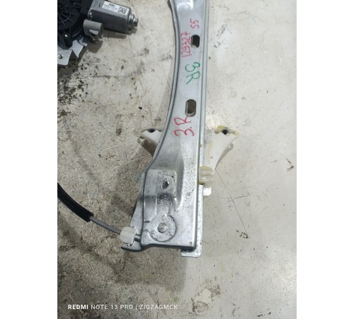 Стеклоподьемник задний правый