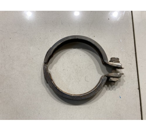 Хомут крепления катализатора