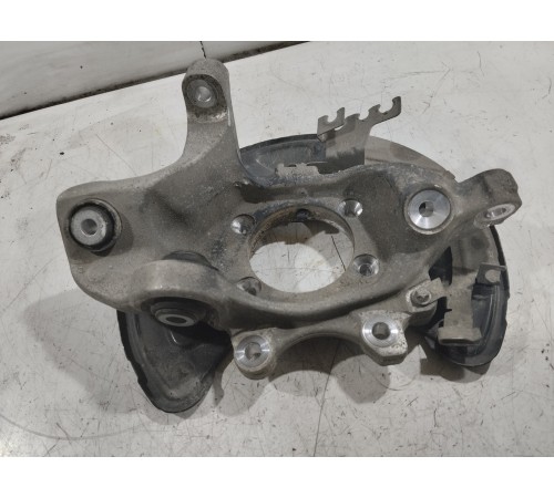 Поворотный кулак задний правый