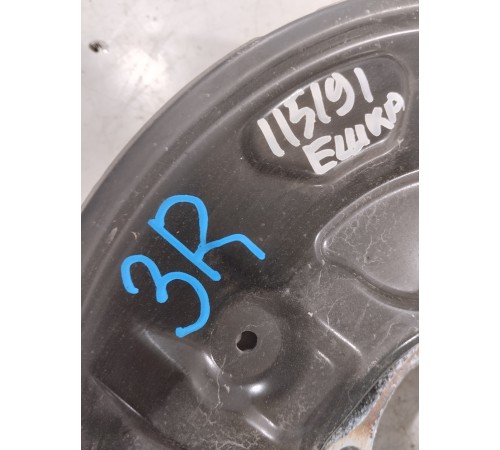 Поворотный кулак задний правый