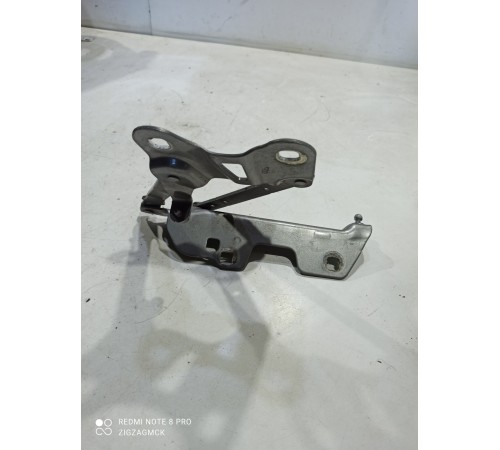 Петля капота левая