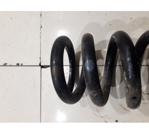 Пружина подвески передняя левая